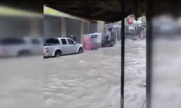 Gazze Şeridi sular altında kaldı