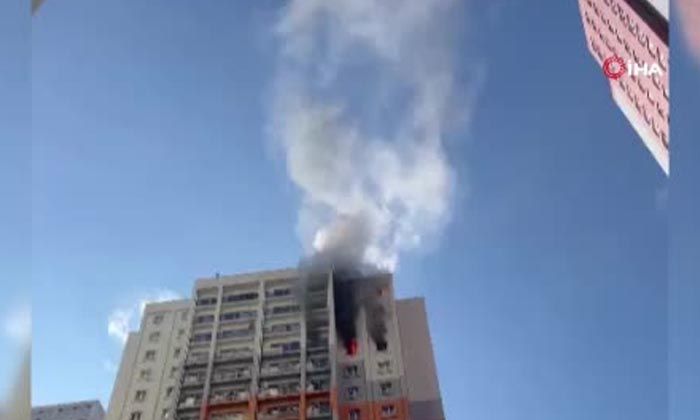 Esenyurt’ta 20 katlı binada yangın