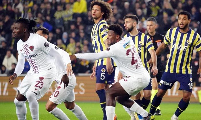 Fenerbahçe, Hatayspor karşısında farka koştu, liderlik koltuğunu devraldı