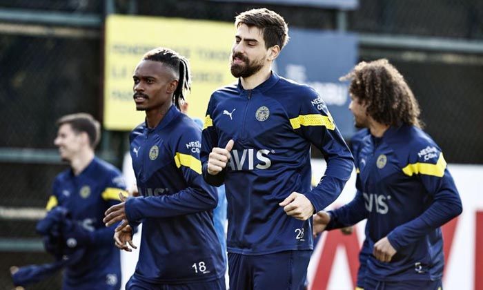 Fenerbahçe, Antalyaspor maçı hazırlıklarını sürdürdü