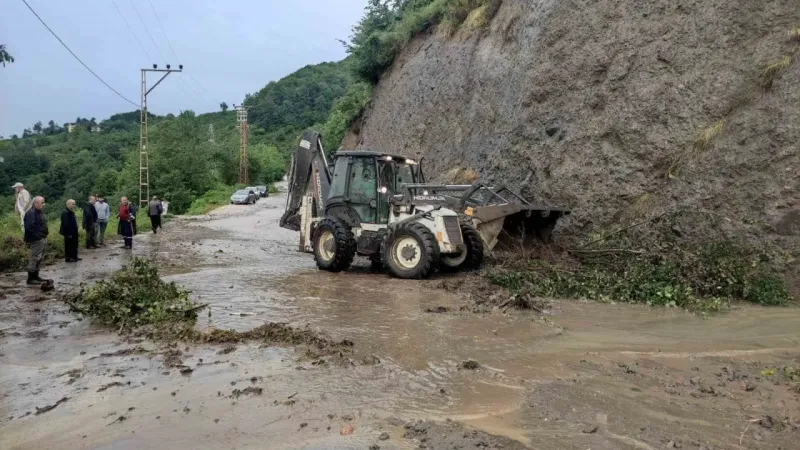 Ordu’da iki ilçeyi sel vurdu: Evler sular altında kaldı, tarım arazileri zarar gördü