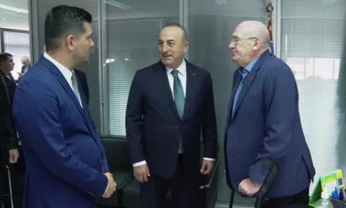 Çavuşoğlu, dünyaca ünlü futbolcu Pele’nin cenaze törenine katıldı