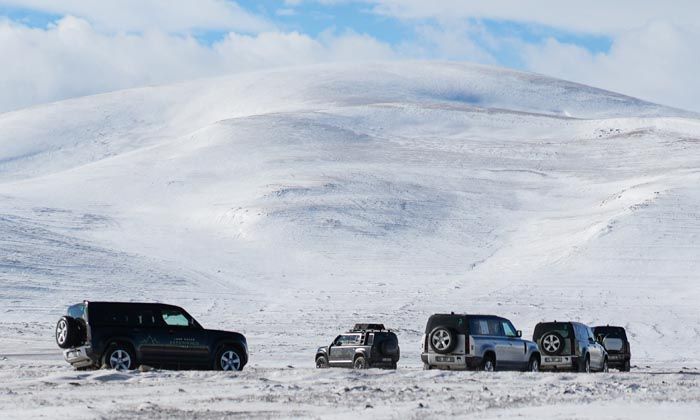 BMW, MINI ve Land Rover’lar ile kar ve buz üzerinde yapılacak deneyim için geri sayım başladı