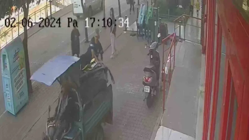 Adana’da garip hırsızlık: Motosikleti sahibiyle birlikte çaldılar