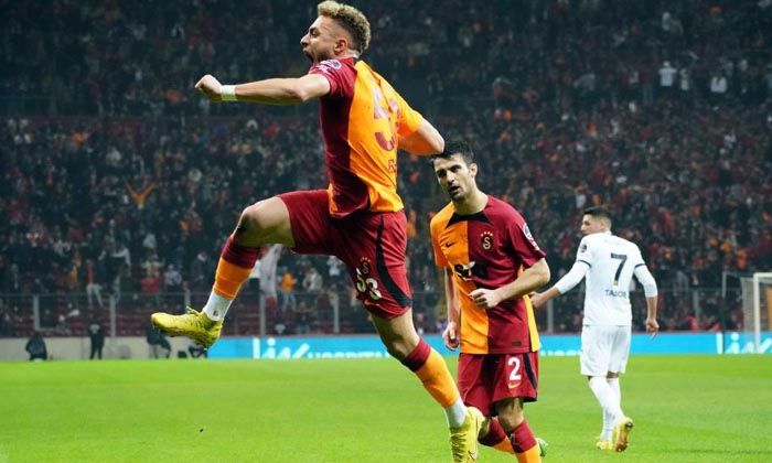 Galatasaray yeniden liderliğe yükseldi