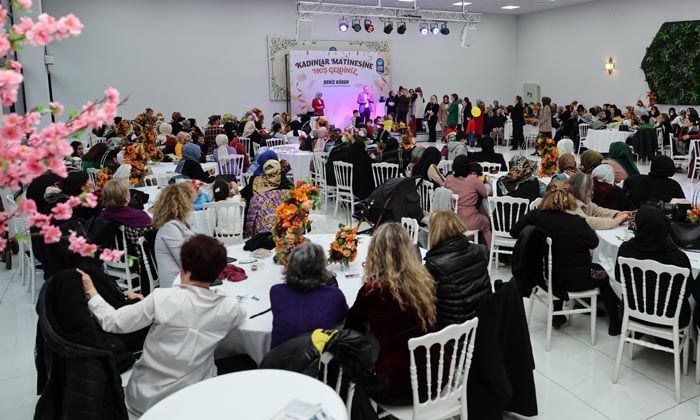 Kadınlar Matinesi devam ediyor