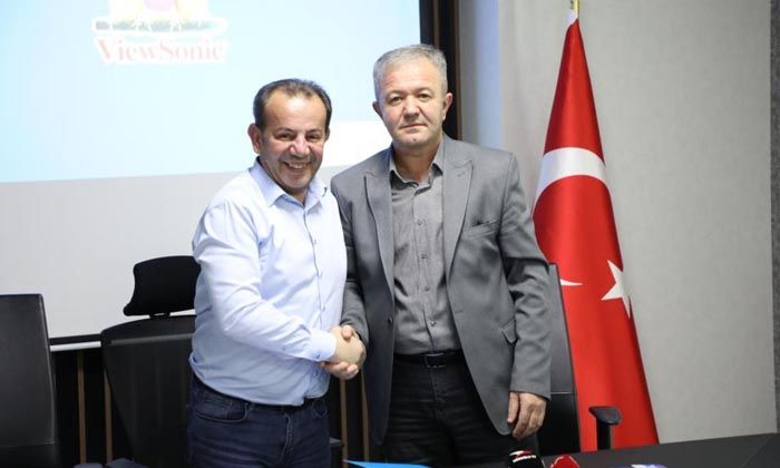 Bolu Belediyesi çalışanlarının maaşlarına yüzde 104,6 zam yapıldı