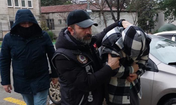 Eski uzman çavuşlar 139 bin 842 adet uyuşturucu hapla yakalandı