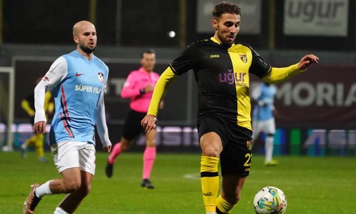 İstanbulspor uzatmalarda bir puanı kazandı