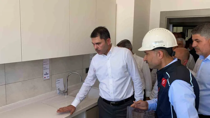 Bakan Kurum: “Her ay 25-30 bin konut teslim edeceğiz”