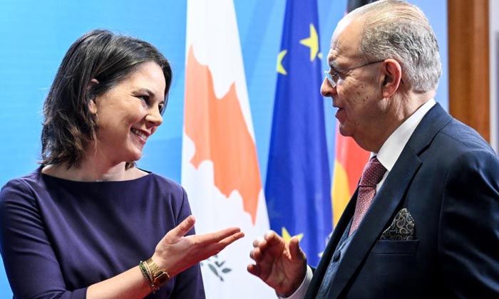 Alman dışişleri bakanı küstahlaştı: Kıbrıs için iki devletli bir çözüm söz konusu bile olamaz