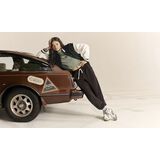 Levi’s® Gold Tab™ İlkbahar/Yaz 2023 Koleksiyonu’nda Tarz Sahibi Temel Parçalara Odaklanıyor