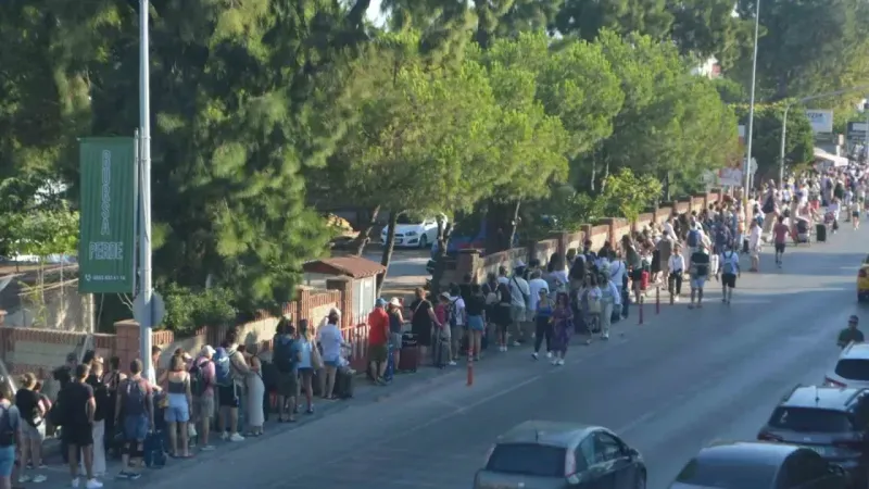 Yunanistan’ın Midilli Adası’na 15 Temmuz akını