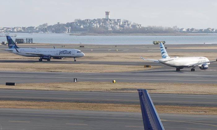ABD’de iç hat uçuşları kademeli olarak yeniden başladı