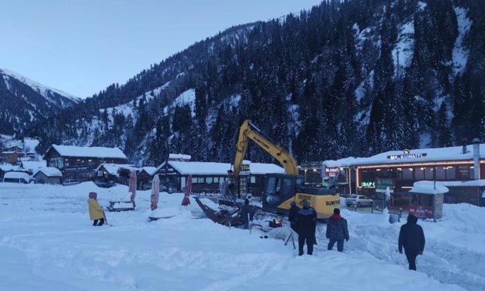 Ayder Yaylası’nda yıkımlar başladı