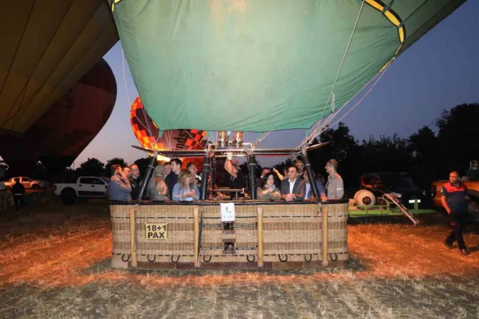 Salda Gölü’nde sıcak hava balonuyla ilk uçuş Salda Gölü’nde sıcak hava balonuyla ilk uçuş