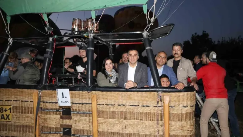 Salda Gölü’nde sıcak hava balonuyla ilk uçuş Salda Gölü’nde sıcak hava balonuyla ilk uçuş