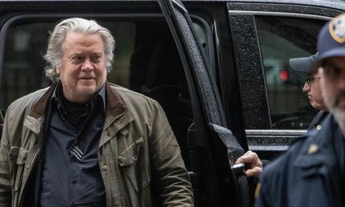 Trump’ın danışmanı Bannon mahkemeye çıktı