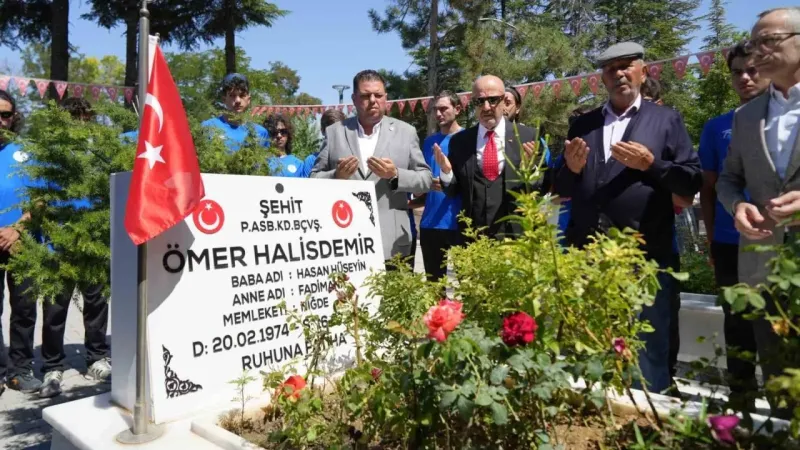 Zekai Aksakallı: "Bu ülkede Ömer’ler bitmez. İstiklaline aşık bir milletiz"