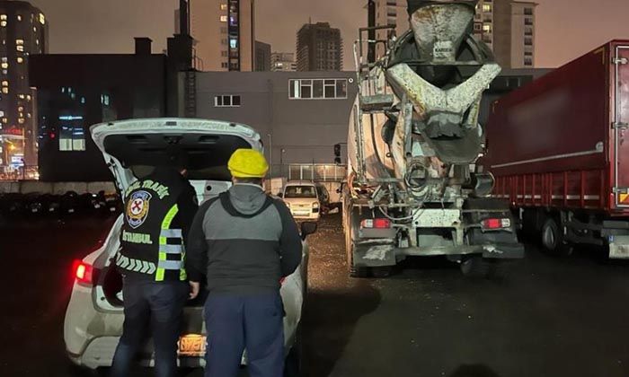 Ambulansa yol vermeyen beton mikser sürücüsüne örnek ceza!