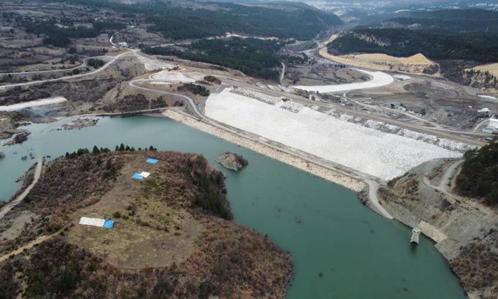 Ülke ekonomisine yılda 58 milyon katkı sağlayacak Araç Barajı’nda su seviyesi yükseliyor