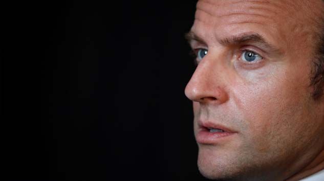 Fransa’da sokağa çıkma yasağı süresiz uzatıldı