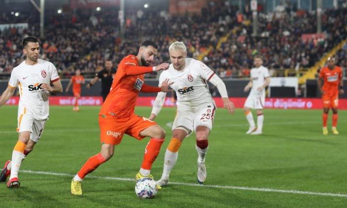 Galatasaray Ziraat Türkiye Kupasında adını çeyrek finale yazdırdı