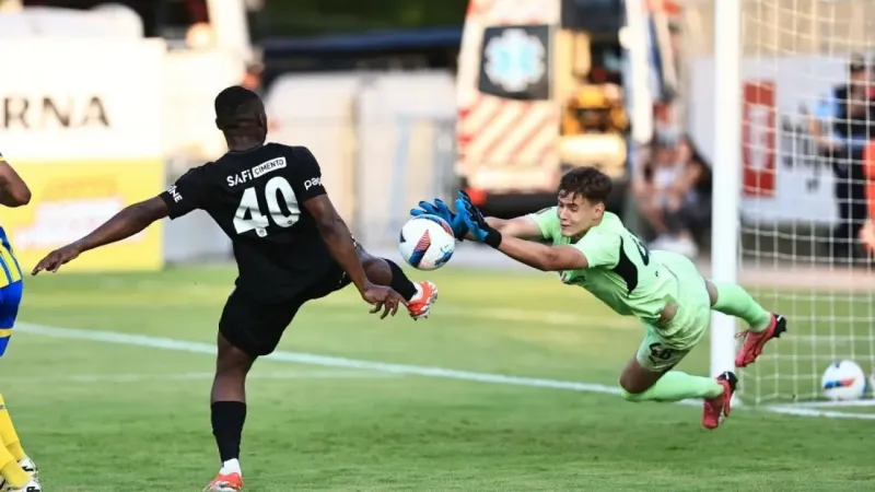 Beşiktaş hazırlık maçında Shakhtar Donetsk'e kaybetti Beşiktaş hazırlık maçında Shakhtar Donetsk'e kaybetti