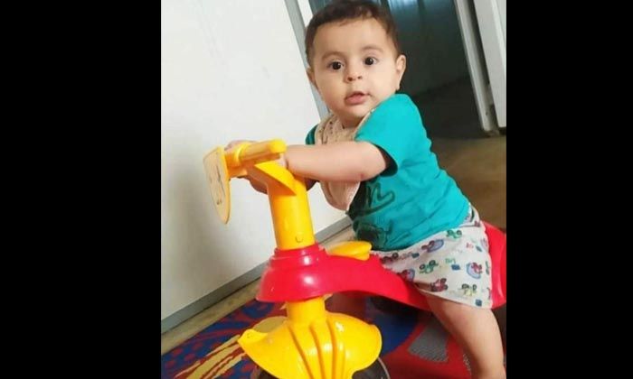 Su diye asit içen 1,5 yaşındaki bebek hayatını kaybetti