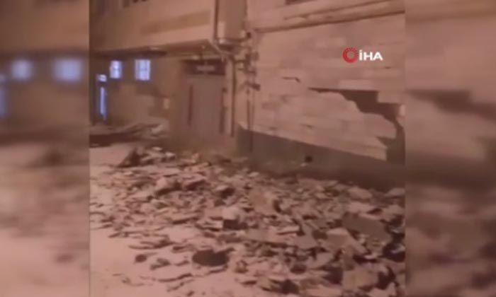 İran 5.9 büyüklüğündeki depremle sallandı: 3 ölü, 816 yaralı