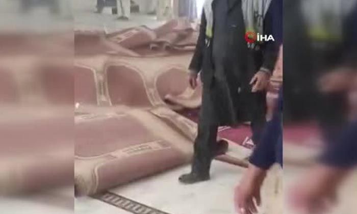 Camiye intihar saldırısı