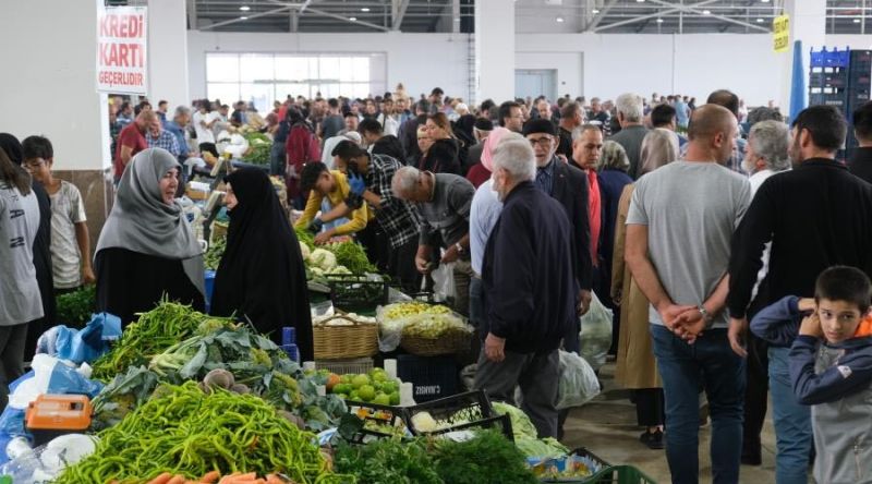 Ekonomik güven endeksi yüzde 1.3 artarak 99.3 oldu