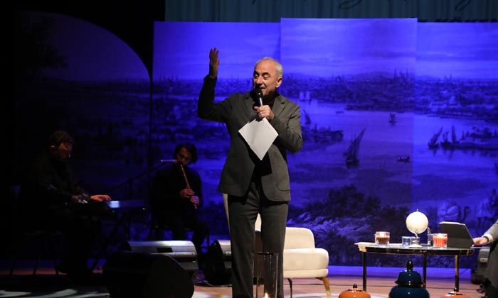 Şiir Akşamları’nın konuğu Nurullah Genç oldu