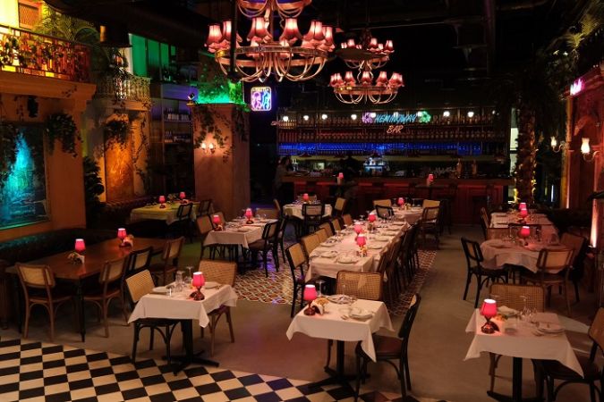 İSTANBUL GECE HAYATINA YENİ SOLUK KAZANDIRAN  CUBA 42 ’DE