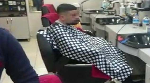 Bağcılar’da berbere polis baskını