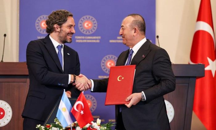 Çavuşoğlu: Bilgi paylaşmadan konsolosluk kapatırlarsa bizim de atacağımız adımlar olur