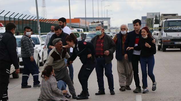 Adana’da feci trafik kazası: 3 ölü, 2 yaralı