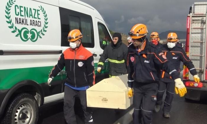 Bursa’daki kazada Cansu Bağış, Serpil Terzi, Naz Terzi, Betül Nur Terzi hayatını kaybetti