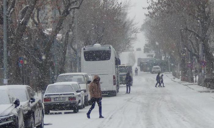 Ankara’da okullar tatil edildi 6 Şubat 2023 Pazartesi