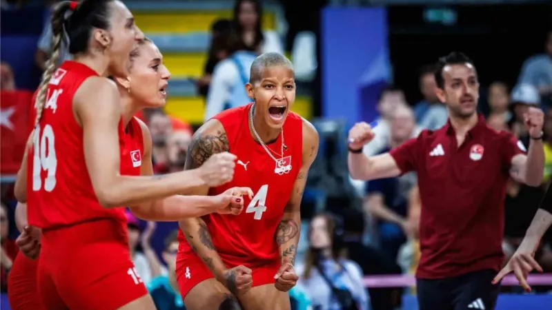 Filenin Sultanları galibiyetle başladı Filenin Sultanları galibiyetle başladı