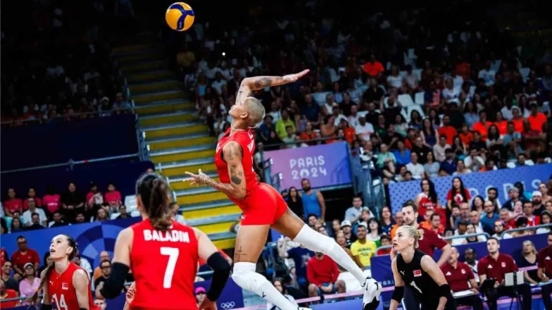 Filenin Sultanları galibiyetle başladı Filenin Sultanları galibiyetle başladı