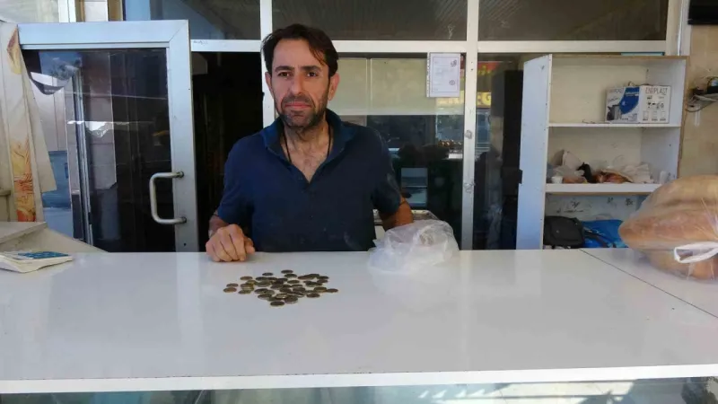 100 lira bozuk para getirene 110 lira veriyor, duyanlar oraya koştu 100 lira bozuk para getirene 110 lira veriyor, duyanlar oraya koştu