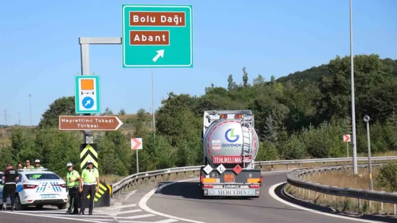 Bolu Dağı Tüneli ulaşıma kapatıldı Bolu Dağı Tüneli ulaşıma kapatıldı