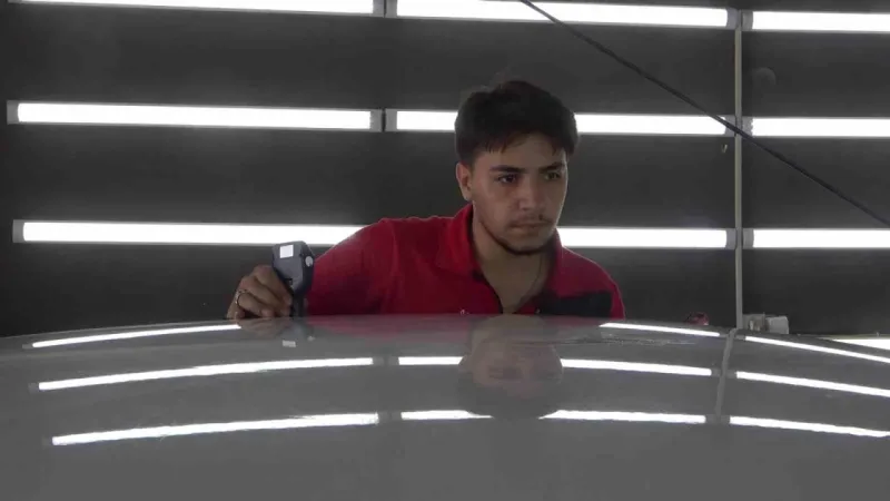 Sıfır aldığı araç eksperde boyalı çıktı