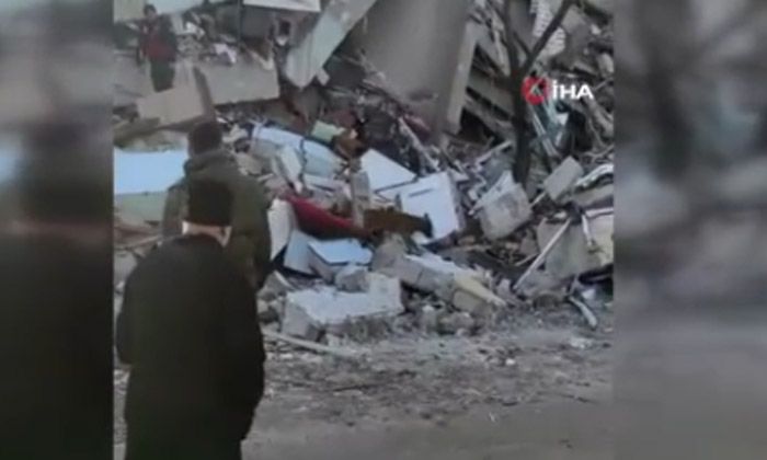 Türk Polis Teşkilatı’nın hassas burunları deprem bölgesinde Türk Polis Teşkilatı’nın hassas burunları deprem bölgesinde