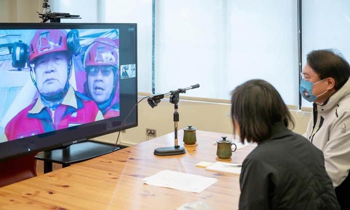 Tayvan lideri bir aylık maaşını Türkiye’ye gönderiyor