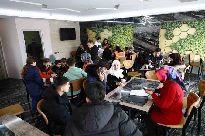 Bağcılar Belediyesi’nden depremzedelere psikolojik destek