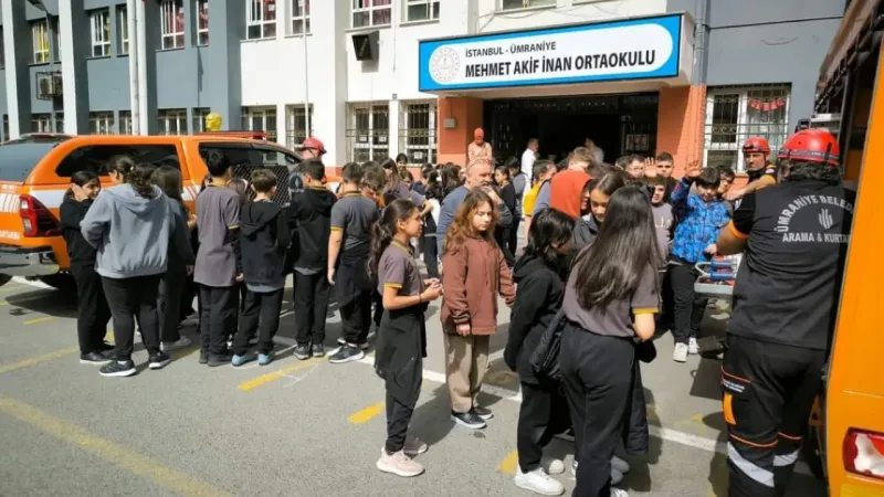 Ümraniye’de son 5 yılda 110 bin kişiye Afet Farkındalık Eğitimi verildi