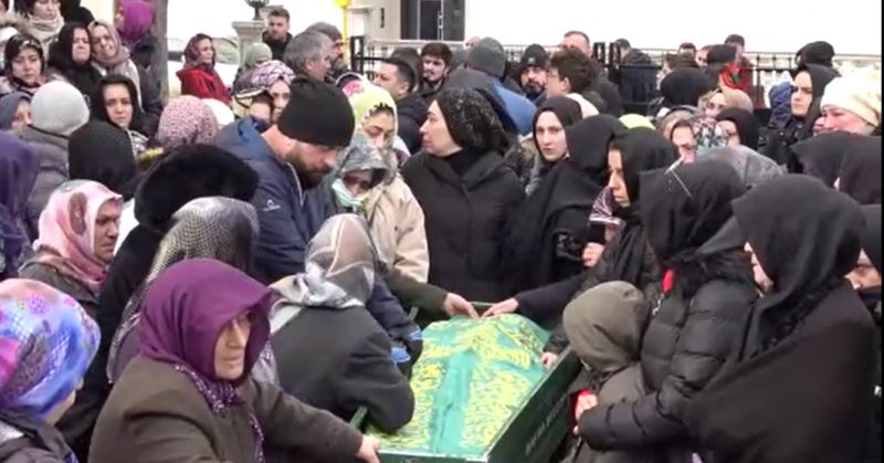 İlkokul öğretmeni Dilek ve kızı Samsun’da toprağa verildi