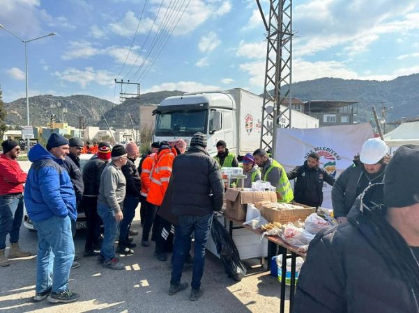On bin kişiye hizmet veren AŞEVİ görev başında